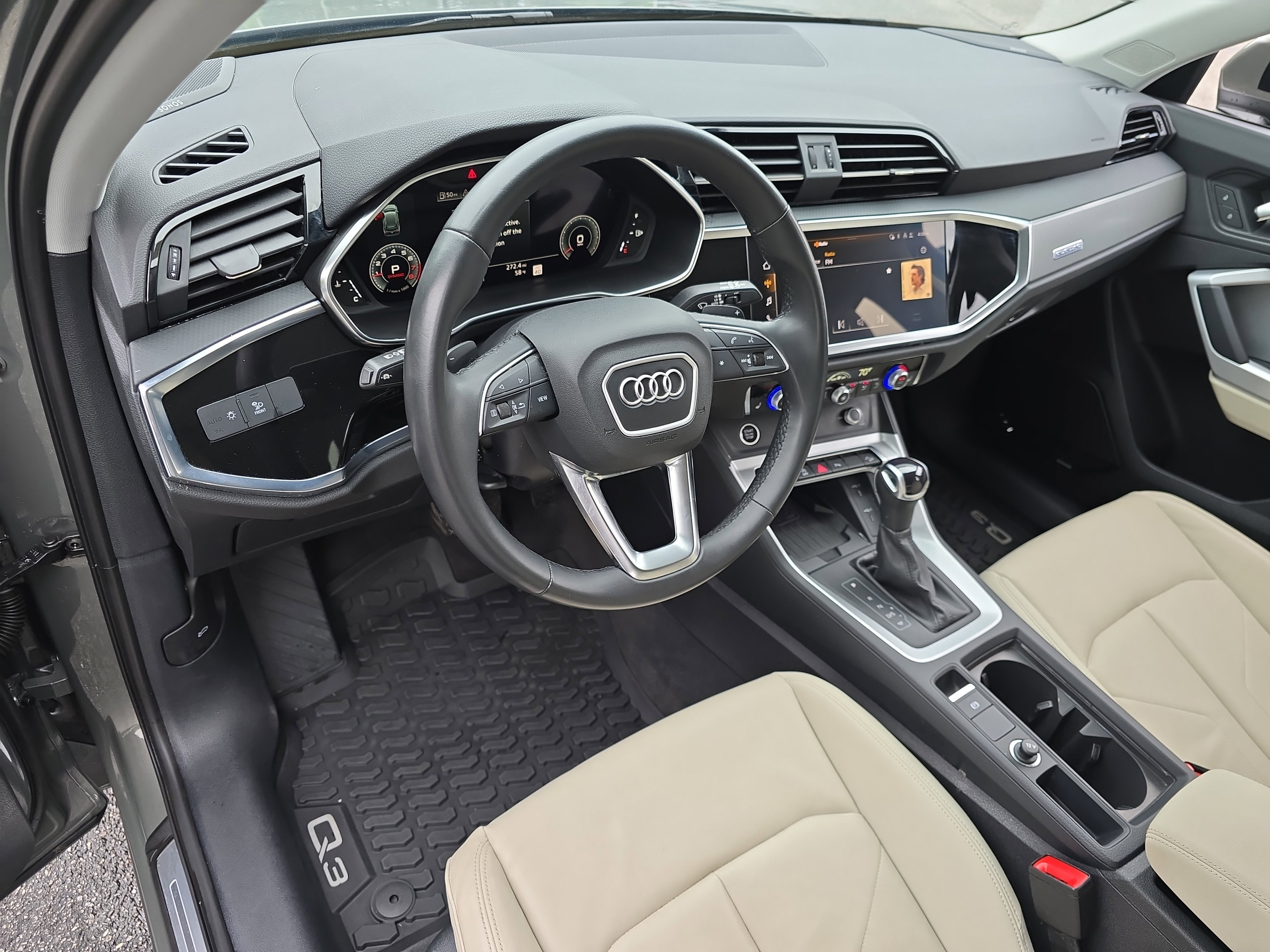 Used 2023 Audi Q3 2.0T Premium Plus w/ Premium Plus Package AWD/4WD image 16