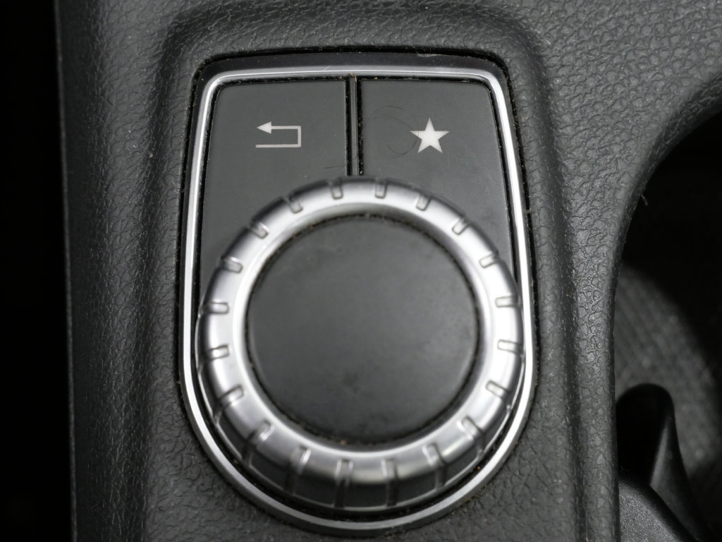 Used 2019 Mercedes-Benz CLA 250 4MATIC image 24