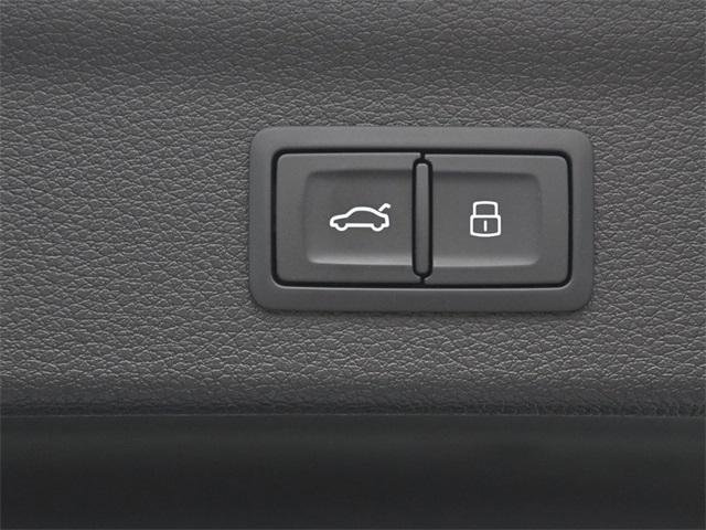 Certified 2025 Audi Q3 2.0T Premium w/ Convenience Package image 32