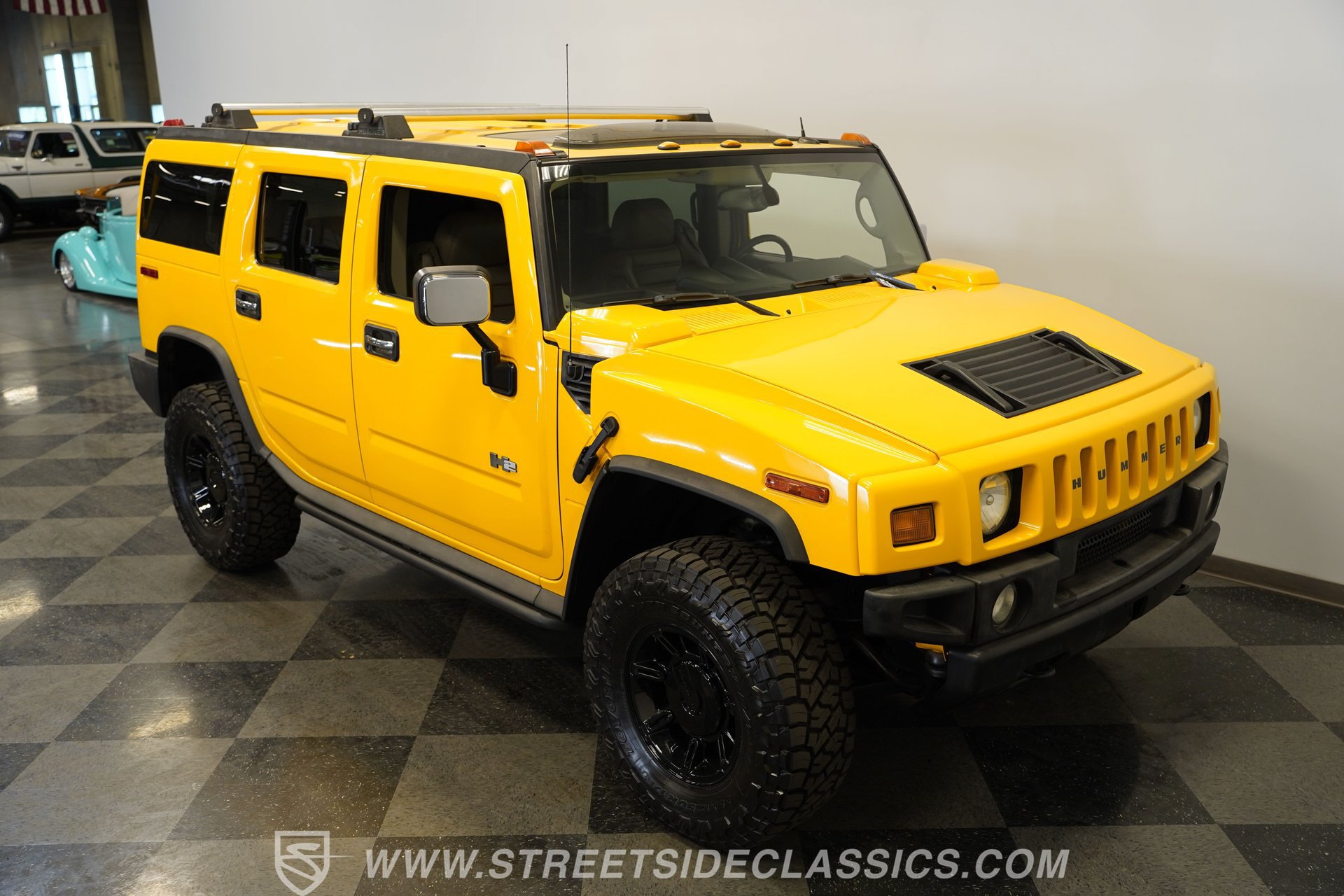 Used 2004 HUMMER H2 w/ Preferred Equipment Group AWD/4WD image 35