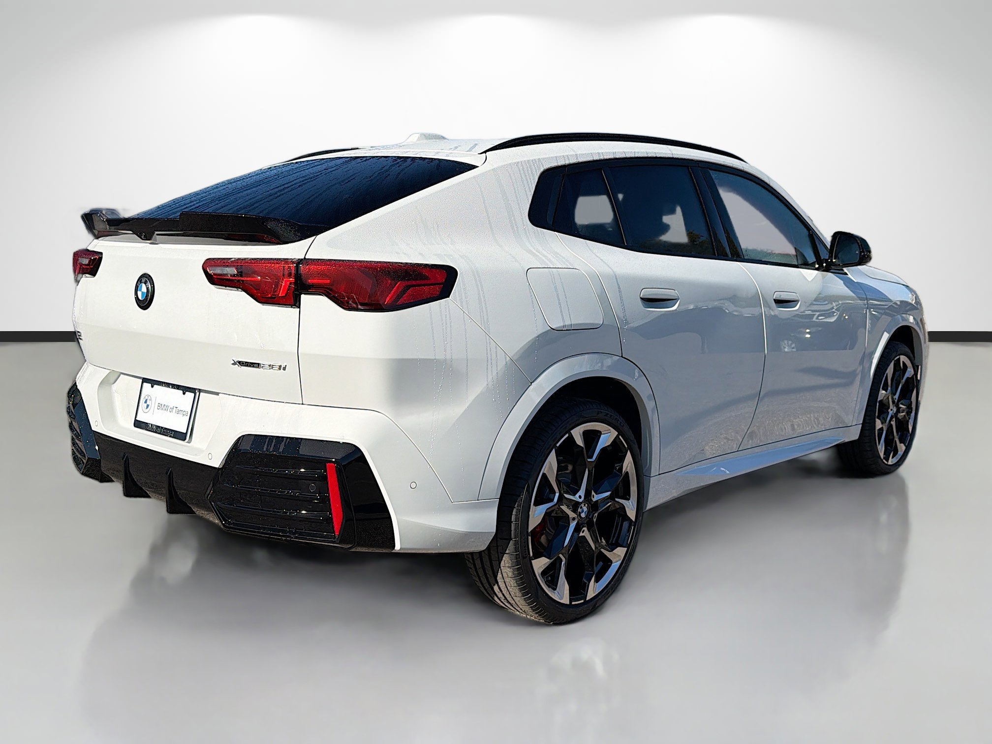 New 2026 BMW X2 xDrive28i w/ Technology Package image 3