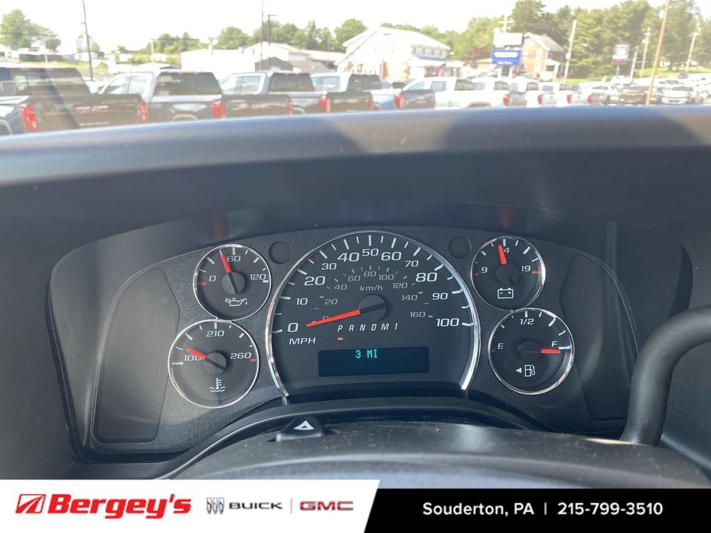New 2025 GMC Savana 3500 w/ Driver Convenience Package RWD image 12