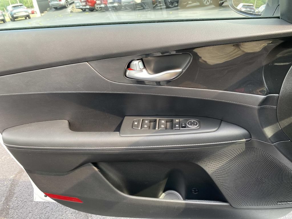 Used 2023 Kia Forte GT-Line w/ GT-Line Premium Package FWD image 22