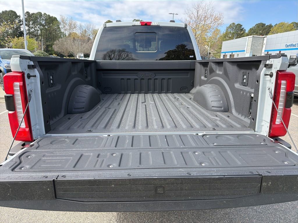 Used 2025 Ford F250 Lariat w/ Lariat Ultimate Package image 34