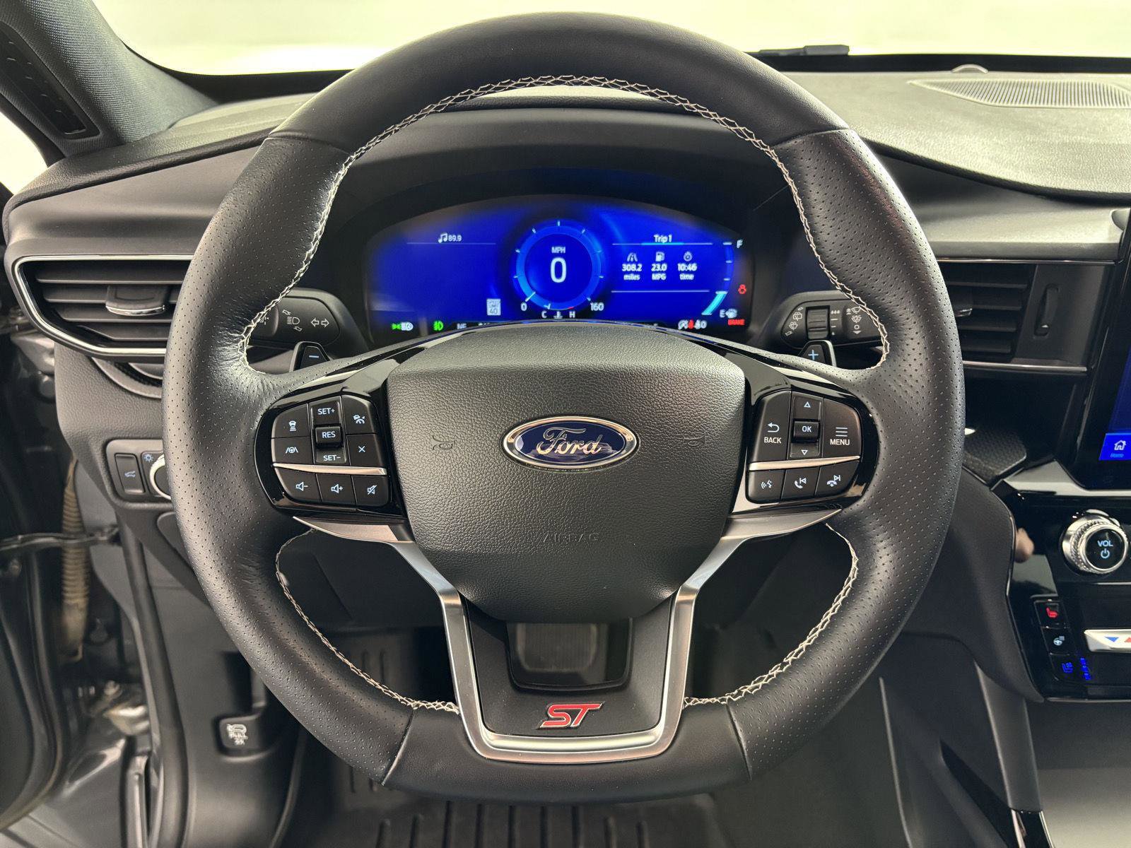 Used 2023 Ford Explorer ST w/ Equipment Group 401A AWD/4WD image 26