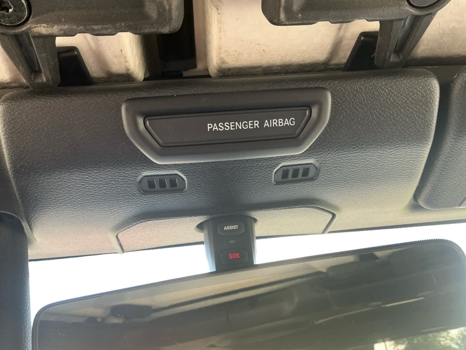 Used 2018 Jeep Wrangler Unlimited Sahara AWD/4WD image 18