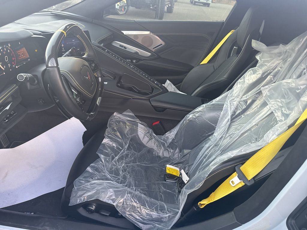 Used 2023 Chevrolet Corvette Z06 w/ Z07 Performance Package image 5