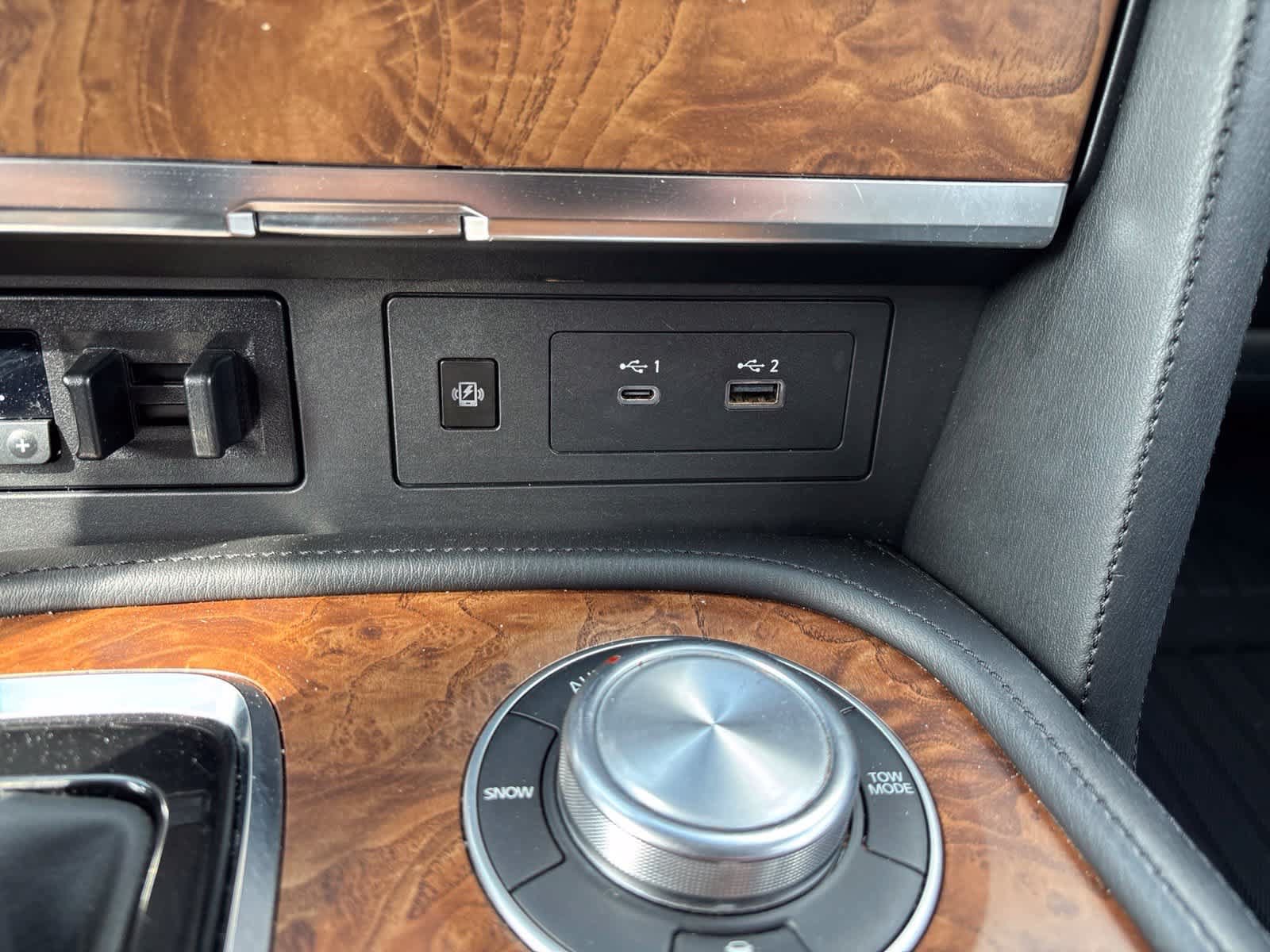 Used 2023 Nissan Armada SL w/ Captain's Chairs Package AWD/4WD image 23