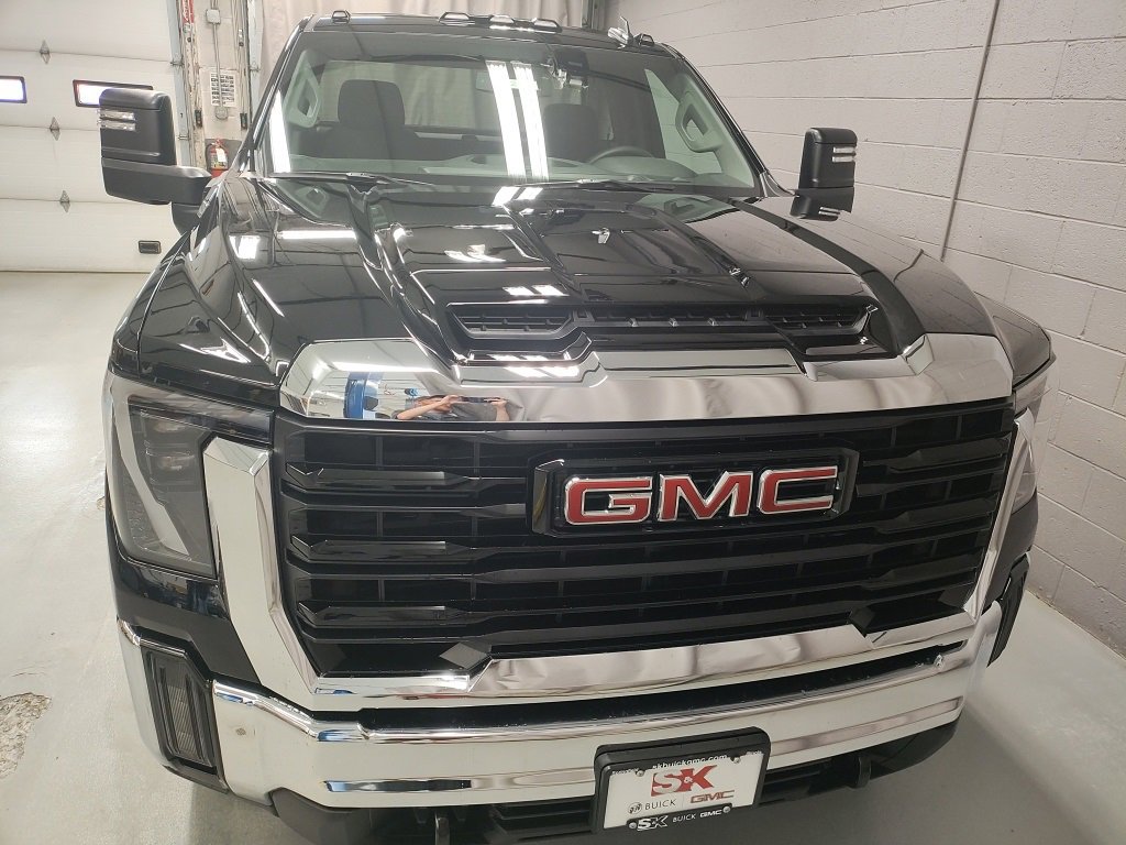 New 2025 GMC Sierra 2500 Pro w/ Convenience Package image 6