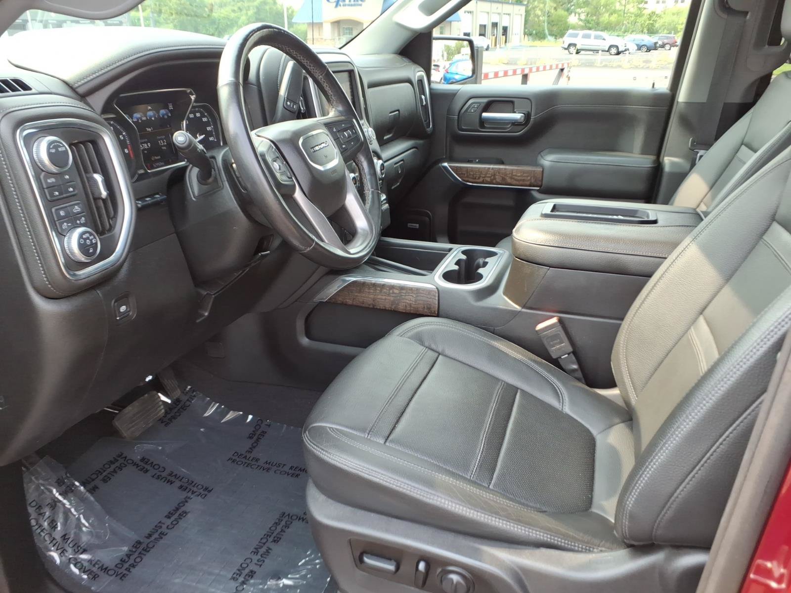 Used 2020 GMC Sierra 1500 Denali w/ Technology Package AWD/4WD image 11