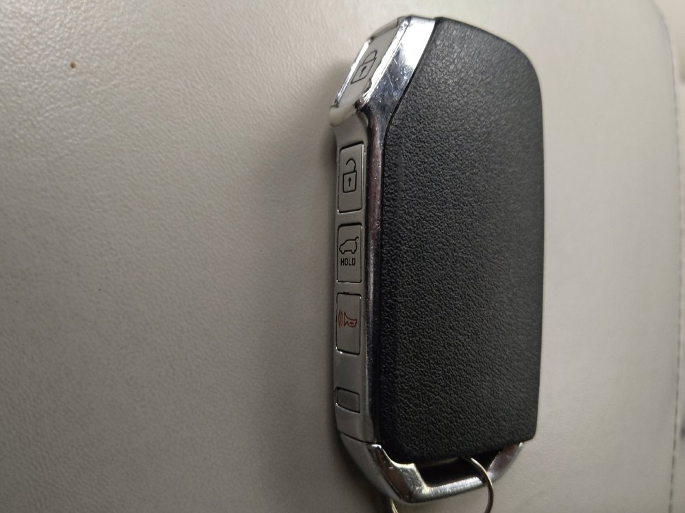Used 2021 Kia Telluride S AWD/4WD image 32