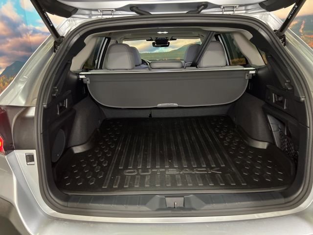 Certified 2025 Subaru Outback Limited image 63