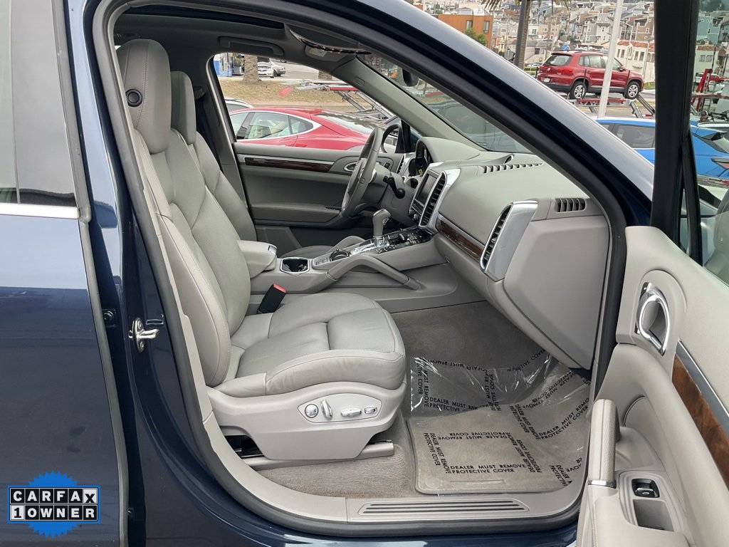 Used 2013 Porsche Cayenne image 58