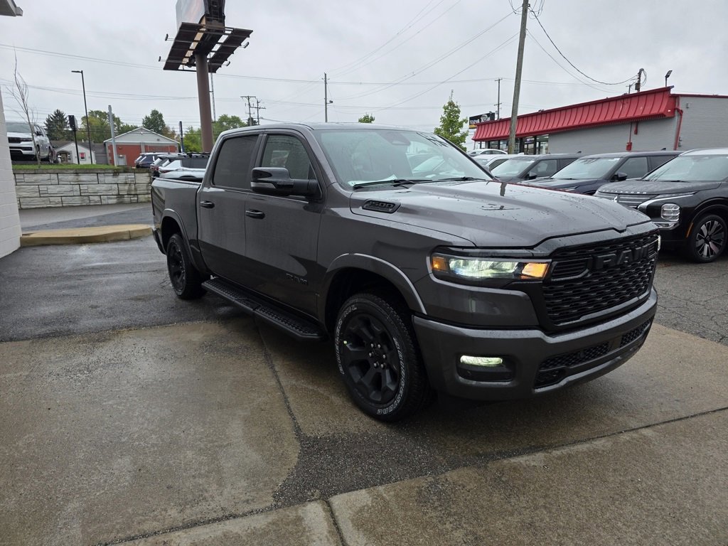 New 2026 RAM 1500 4x4 Crew Cab image 3