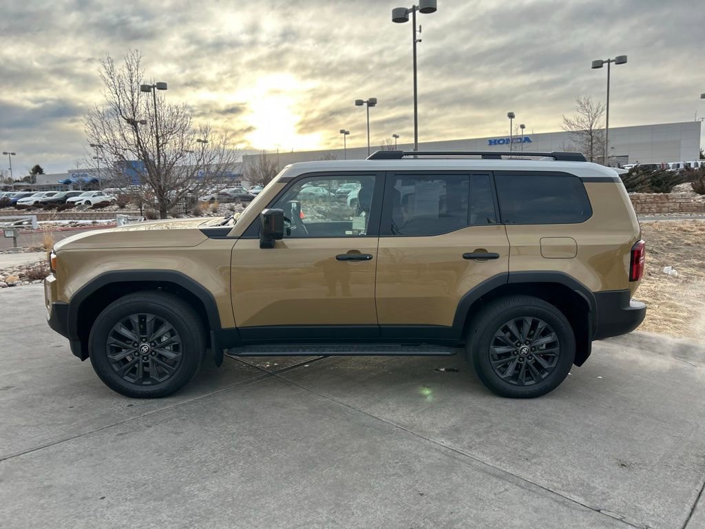 Used 2025 Toyota Land Cruiser image 4