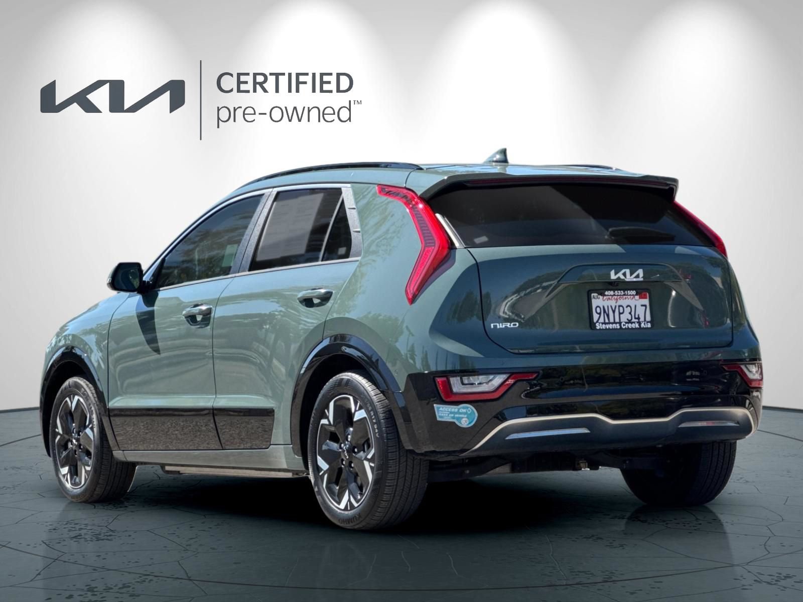 Certified 2024 Kia Niro Wave w/ Wave Preserve Package FWD image 6