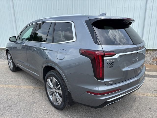 Used 2022 Cadillac XT6 Premium Luxury image 6
