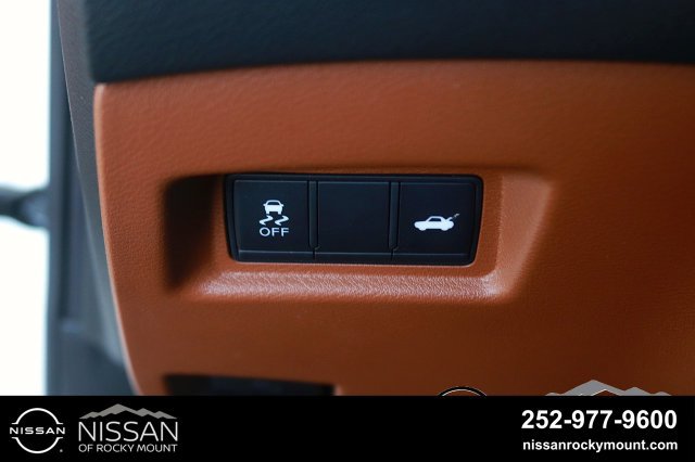 Used 2023 INFINITI Q50 Luxe w/ Cargo Package AWD/4WD image 23
