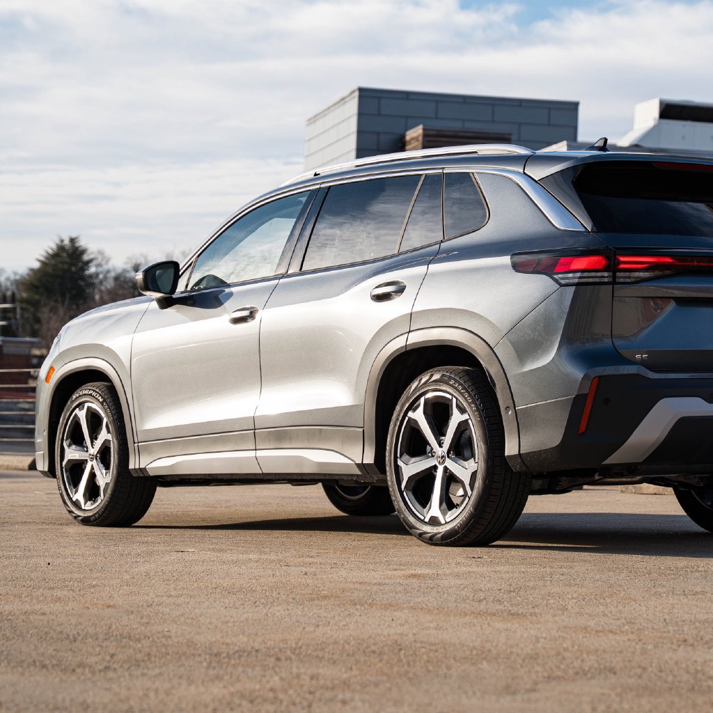 New 2026 Volkswagen Tiguan SE AWD/4WD image 5