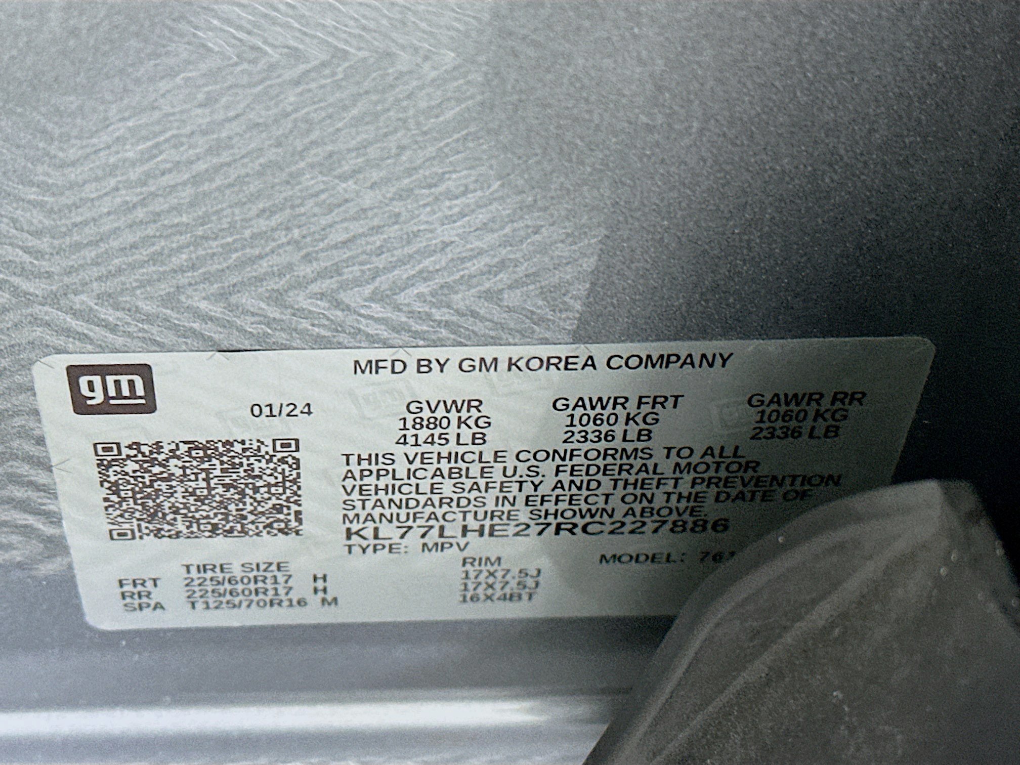 Used 2024 Chevrolet Trax LT FWD image 12