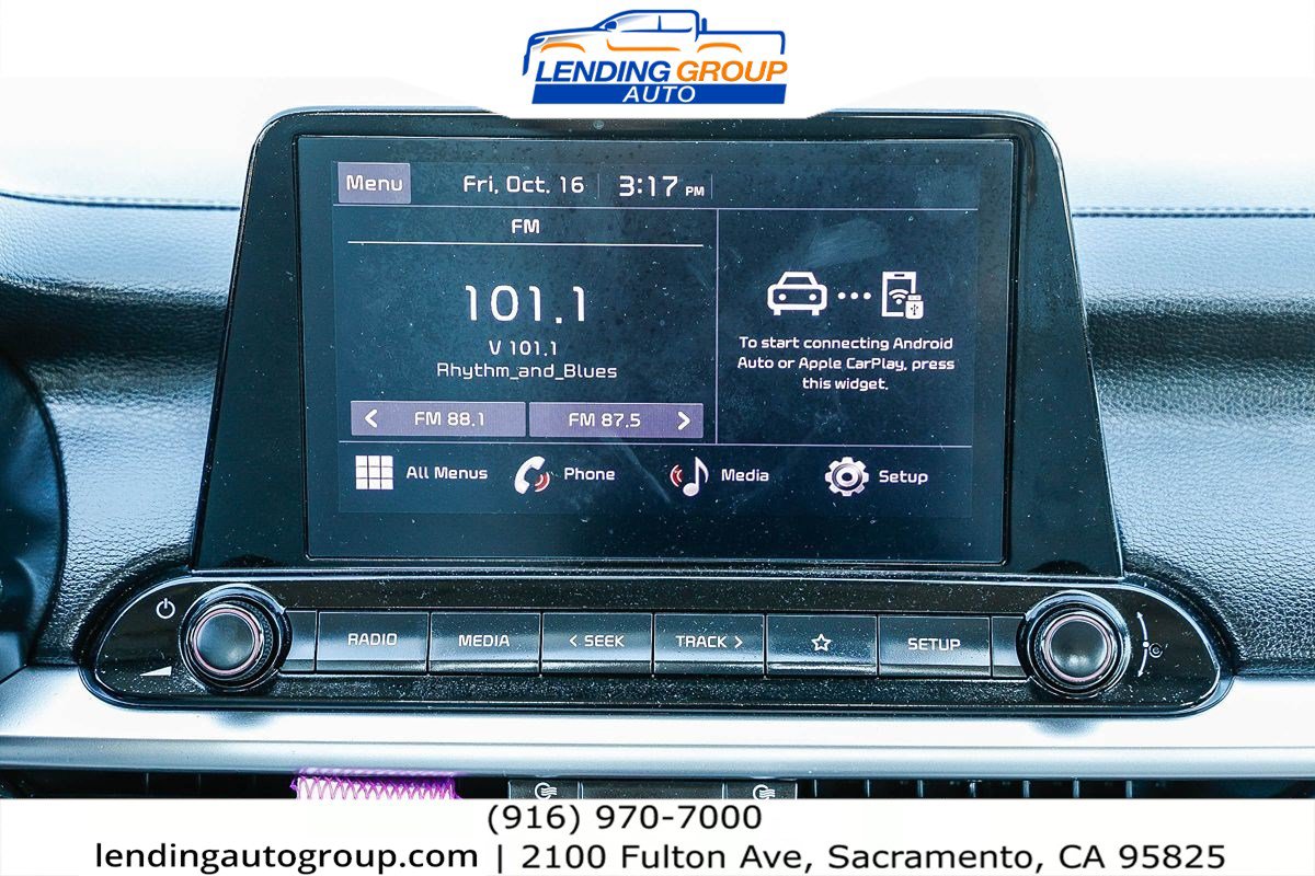 Used 2023 Kia Forte LXS w/ LXS Technology Package FWD image 12