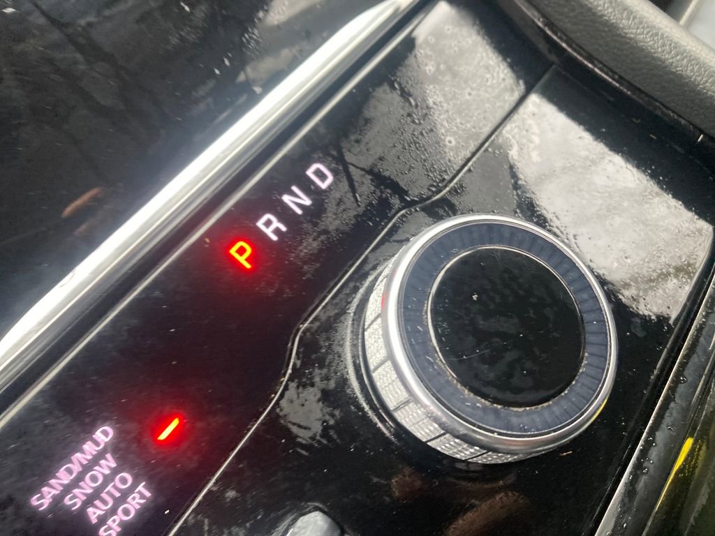 Used 2022 Jeep Grand Cherokee Limited image 28