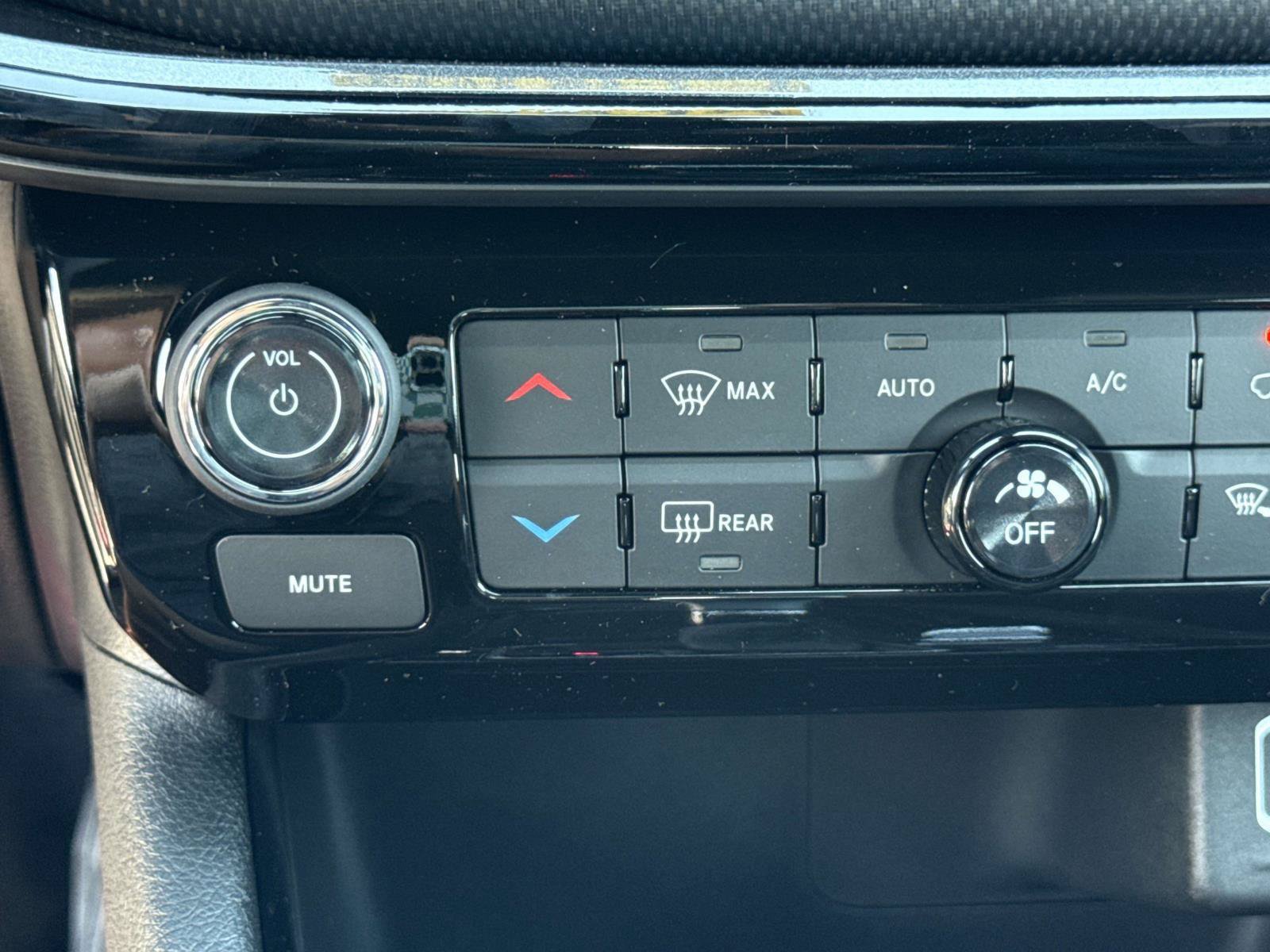 New 2026 Jeep Compass Limited AWD/4WD image 25