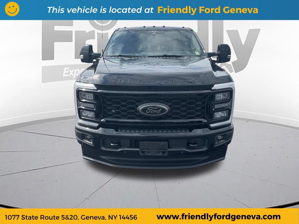 Used 2025 Ford F350 Lariat w/ Lariat Ultimate Package AWD/4WD image 2