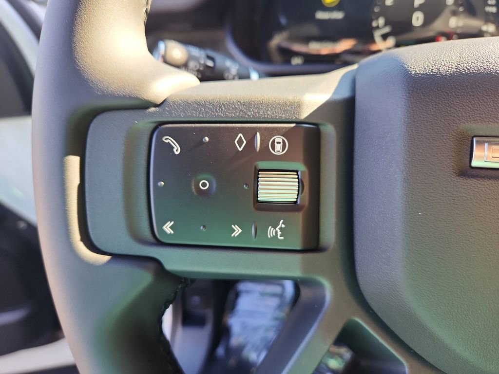 Used 2026 Land Rover Defender 130 S AWD/4WD image 17