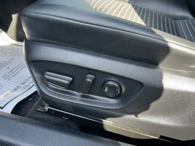 Used 2023 Toyota Camry SE image 22