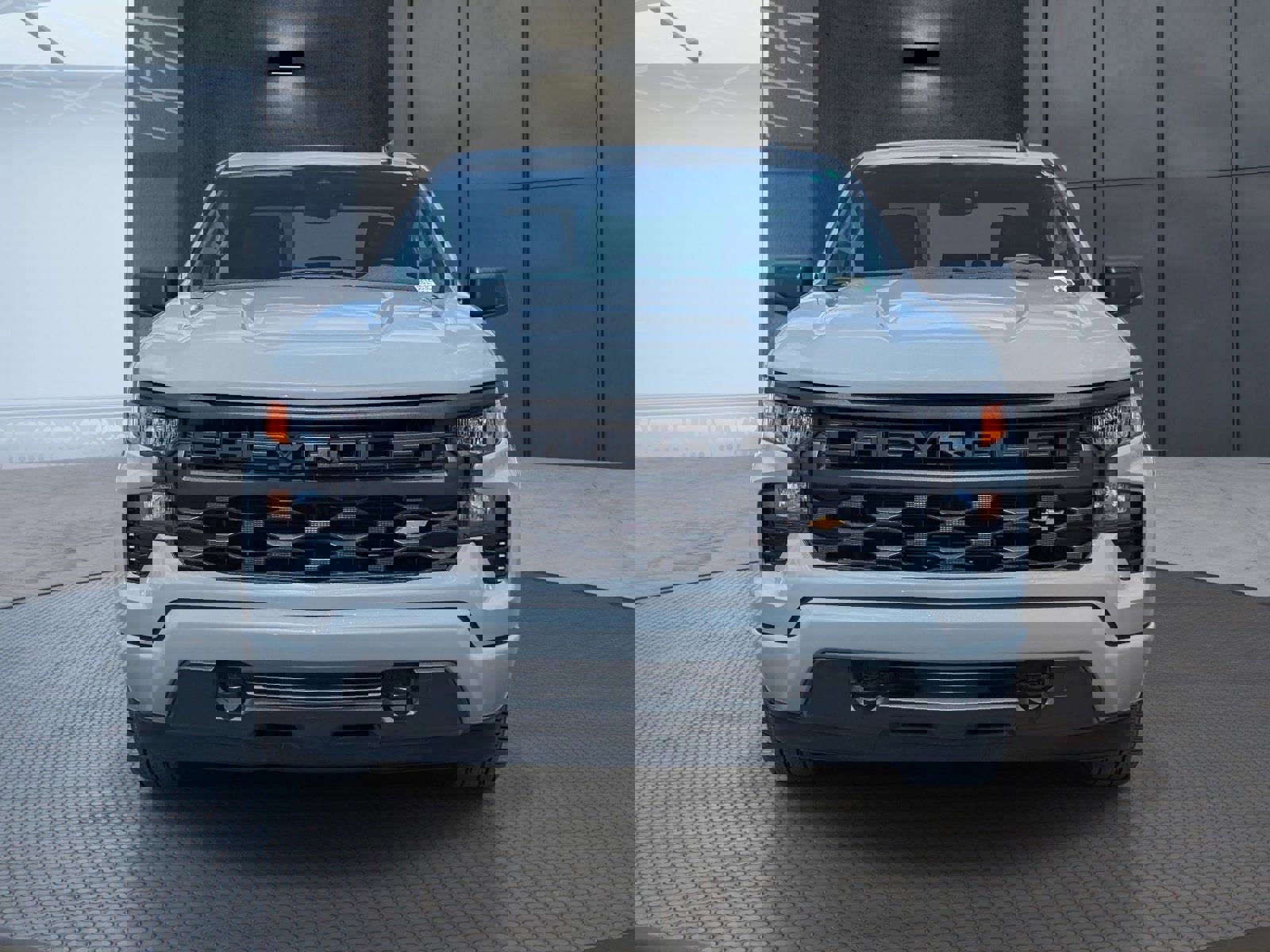 Used 2025 Chevrolet Silverado 1500 Custom image 9