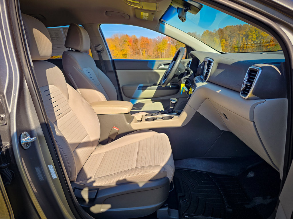 Used 2019 Kia Sportage LX w/ LX Popular Package AWD/4WD image 37