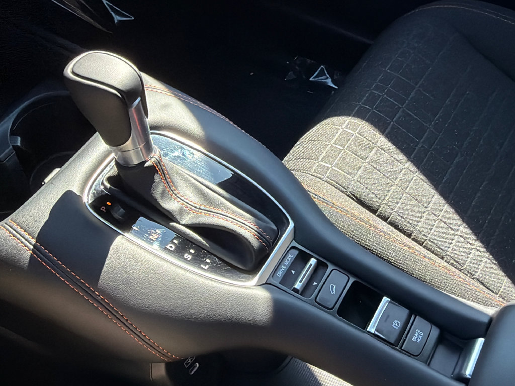 Used 2025 Honda HR-V Sport image 27