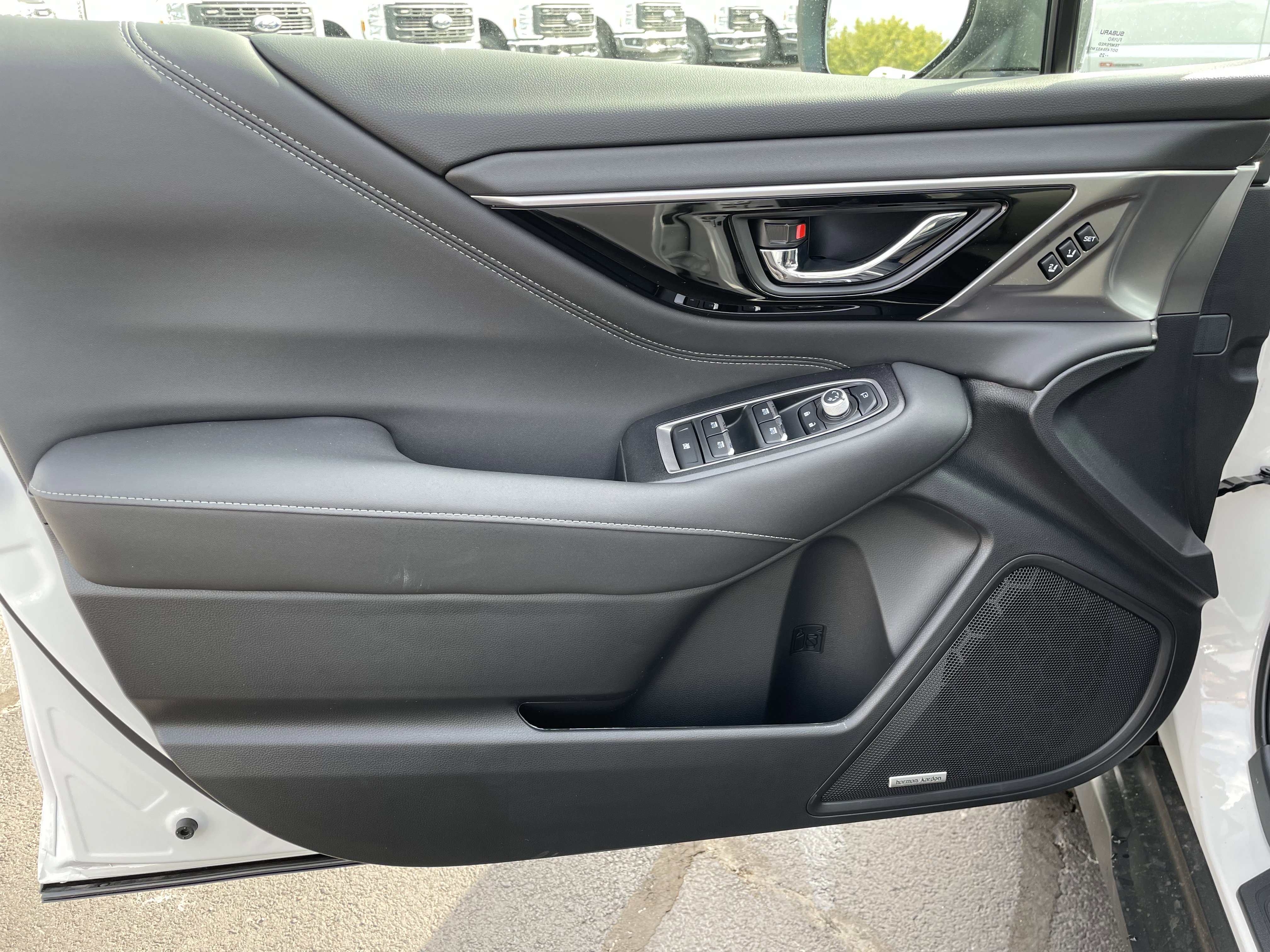 New 2025 Subaru Outback Touring XT image 13