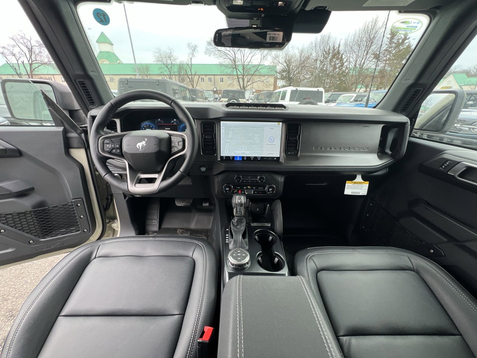 New 2025 Ford Bronco Badlands image 23