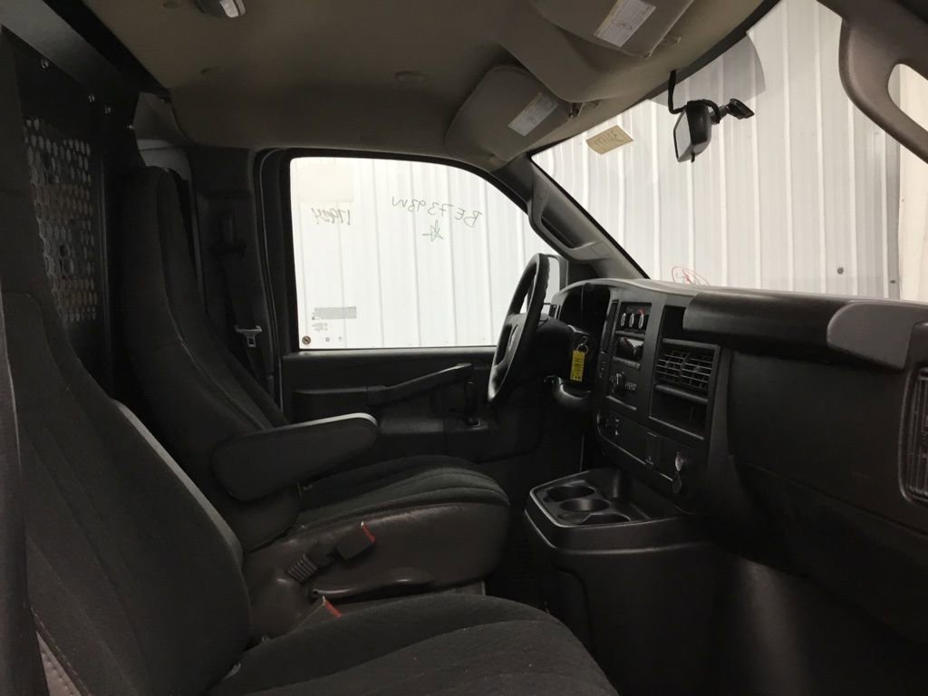 Used 2023 GMC Savana 2500 w/ Driver Convenience Package image 20