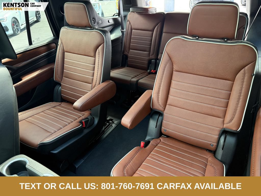 Used 2024 GMC Yukon Denali Ultimate AWD/4WD image 36