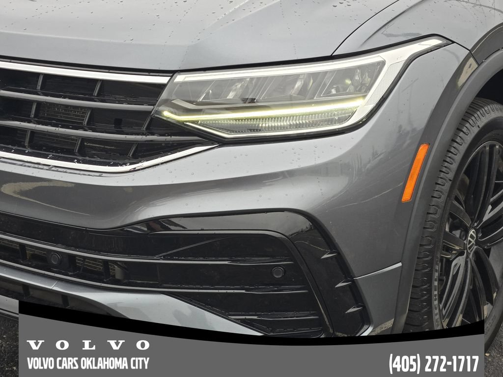 Used 2022 Volkswagen Tiguan SE R-Line AWD/4WD image 8
