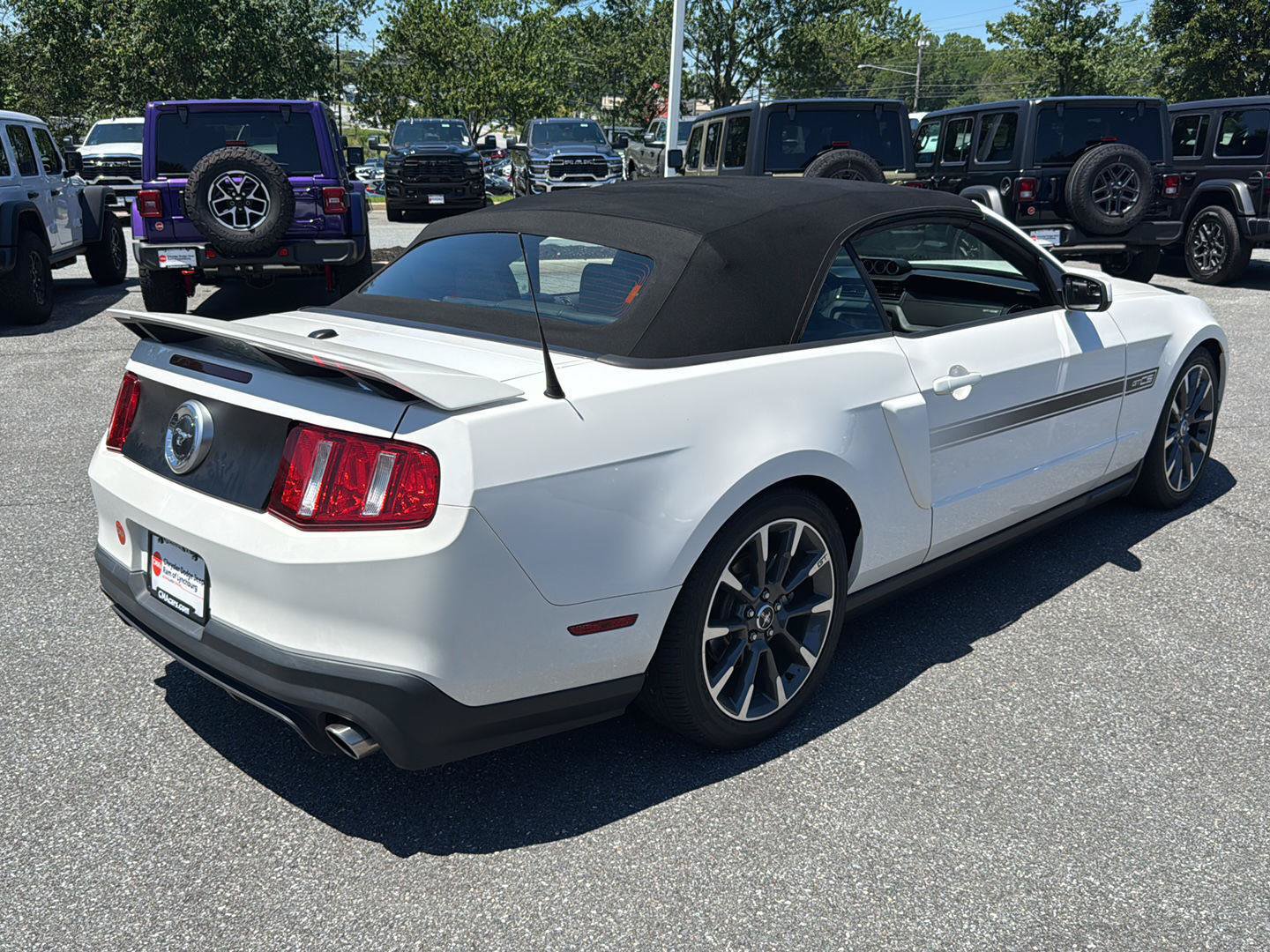 Used 2011 Ford Mustang GT Premium w/ Electronics Pkg RWD image 5