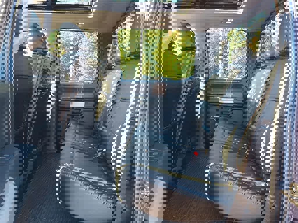 Used 2016 Ford F150 Lariat image 26