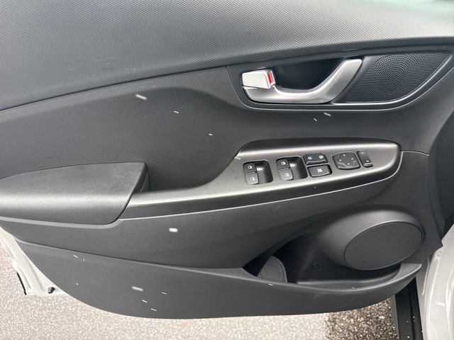 Certified 2023 Hyundai Kona SEL image 9
