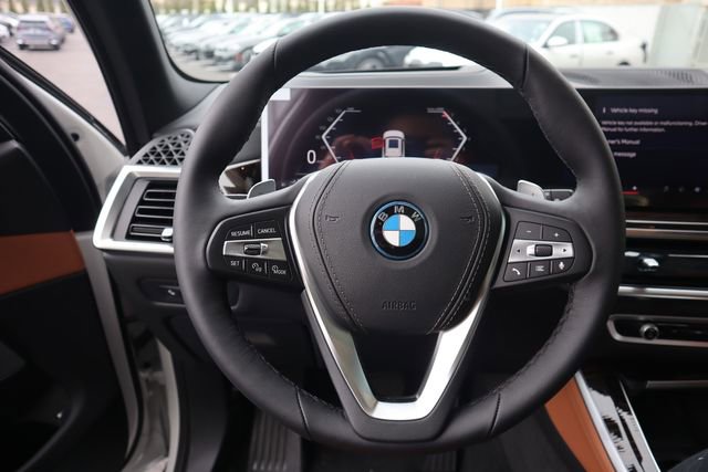 New 2026 BMW X5 xDrive50e w/ Executive Package image 21