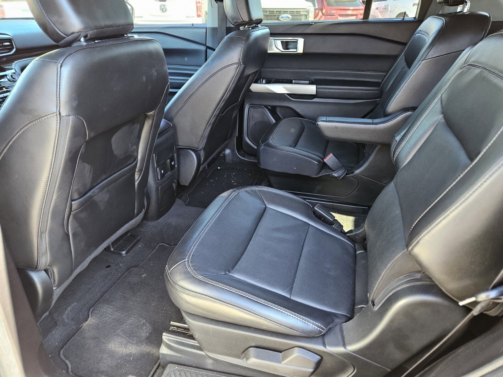 Certified 2022 Ford Explorer Limited w/ Limited Technology Package image 17