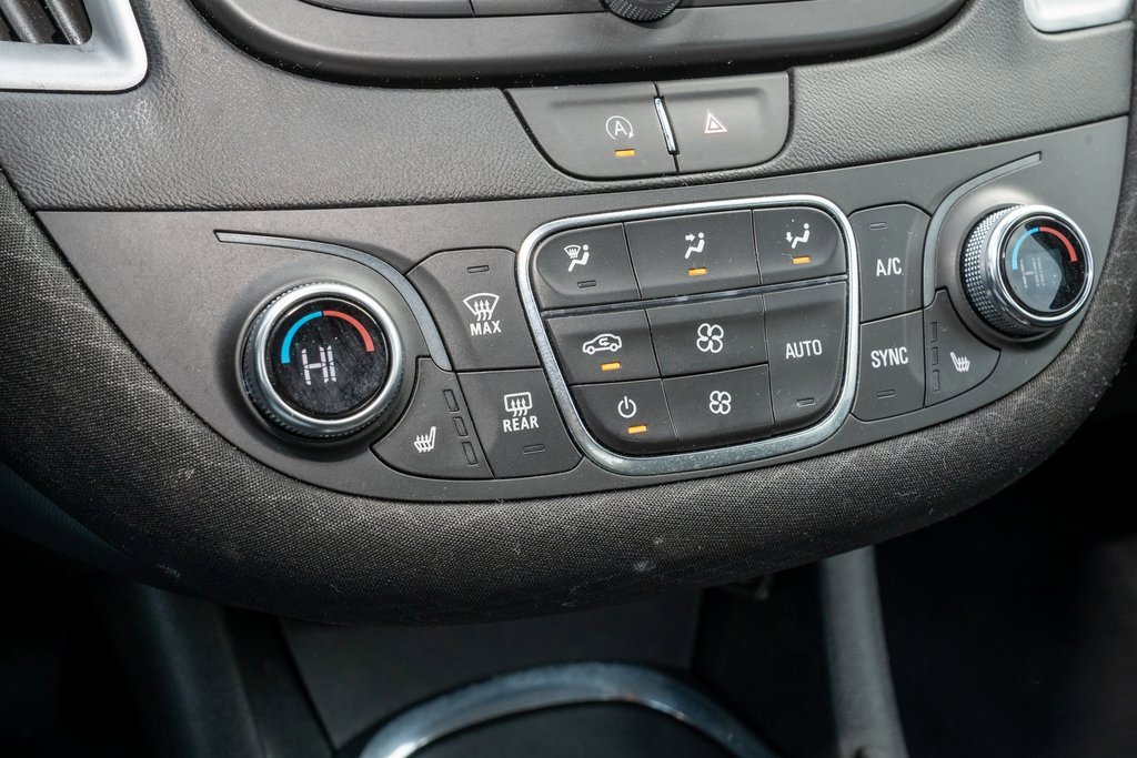 Used 2023 Chevrolet Malibu LT image 14