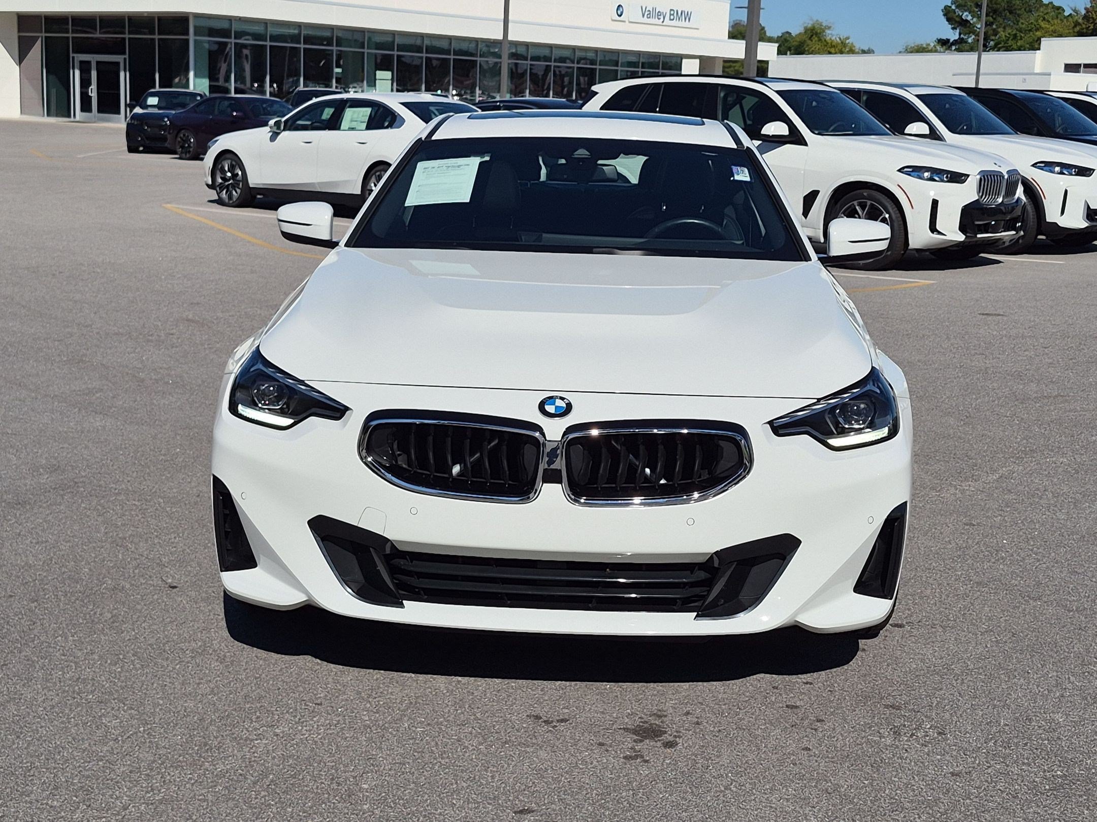 Used 2024 BMW 230i Coupe w/ Convenience Package RWD image 8
