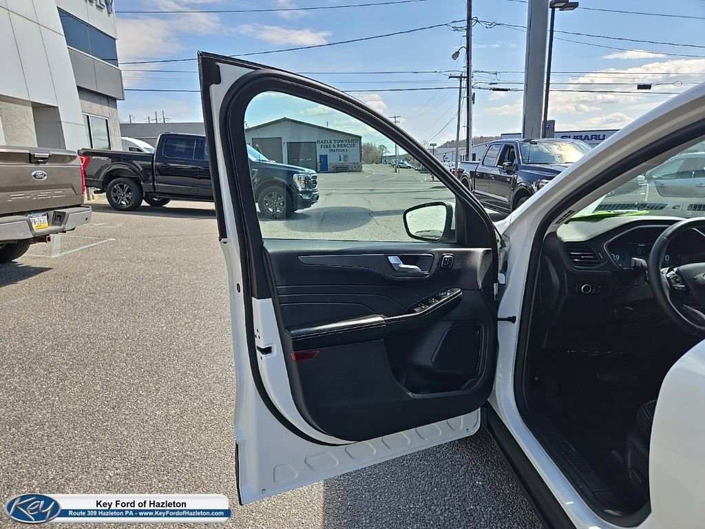 Certified 2023 Ford Escape Active w/ Tech Pack #2 AWD/4WD image 38