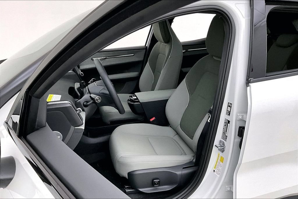 New 2026 Volvo EX30 Ultra w/ Protection Package AWD/4WD image 29