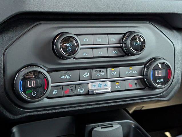 New 2025 Ford Bronco Outer Banks image 17