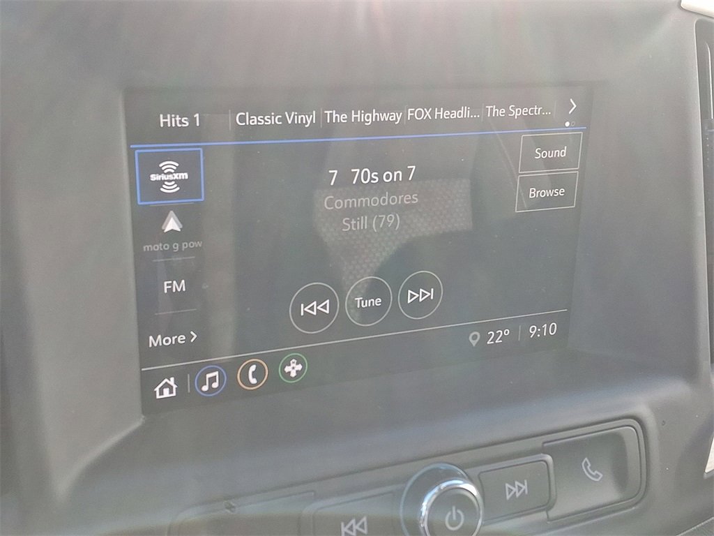 Used 2023 GMC Terrain SLE w/ Driver Convenience Package image 16