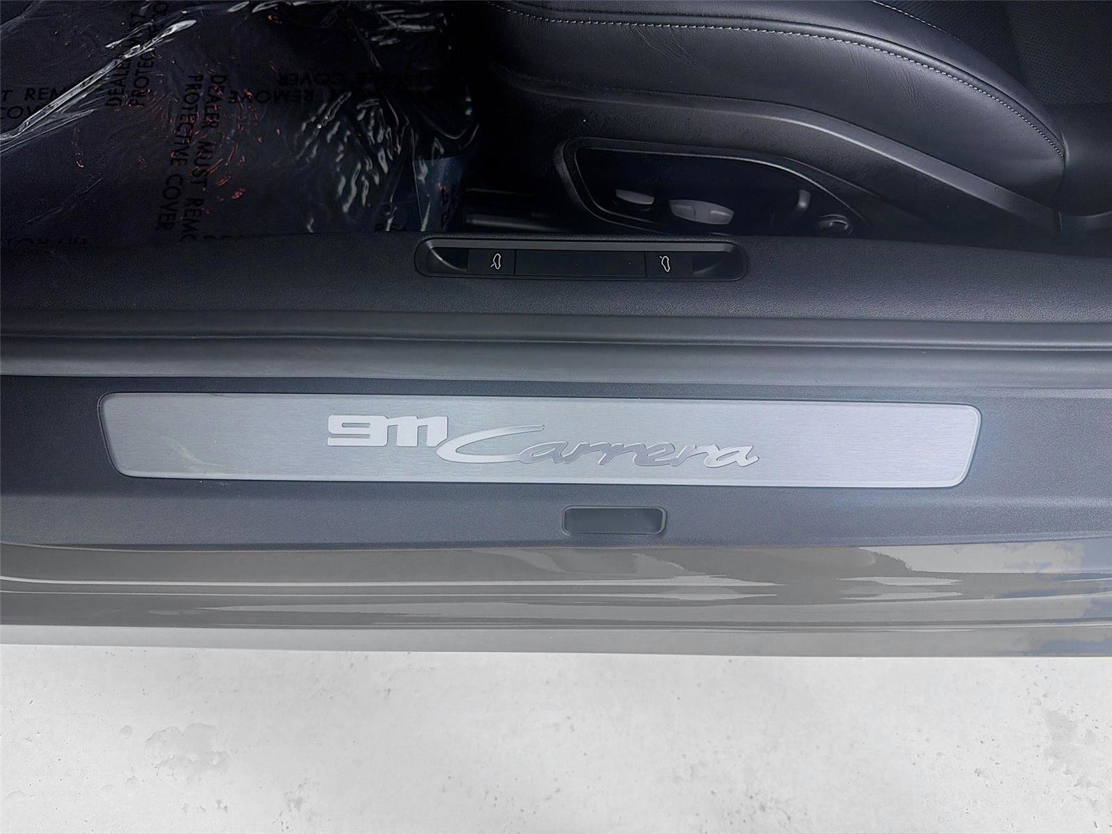 Certified 2025 Porsche 911 Carrera image 10